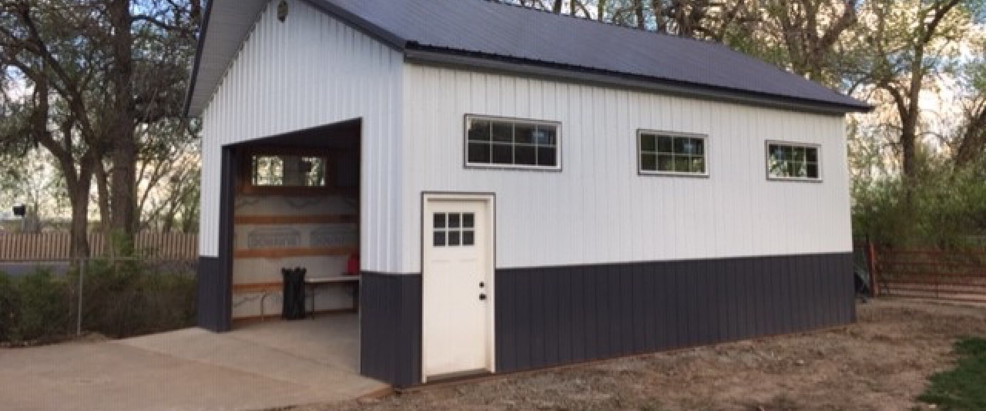 Which is better pole barn or steel building?